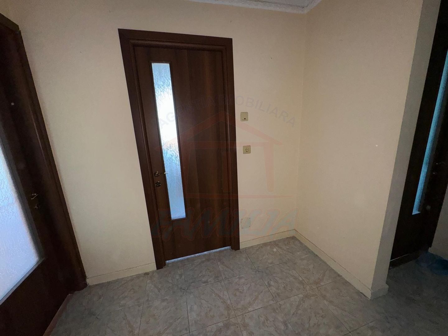 47.900 euro APARTAMENT LIBER, doua camere, decomandat,  Micro17 - Poză 7