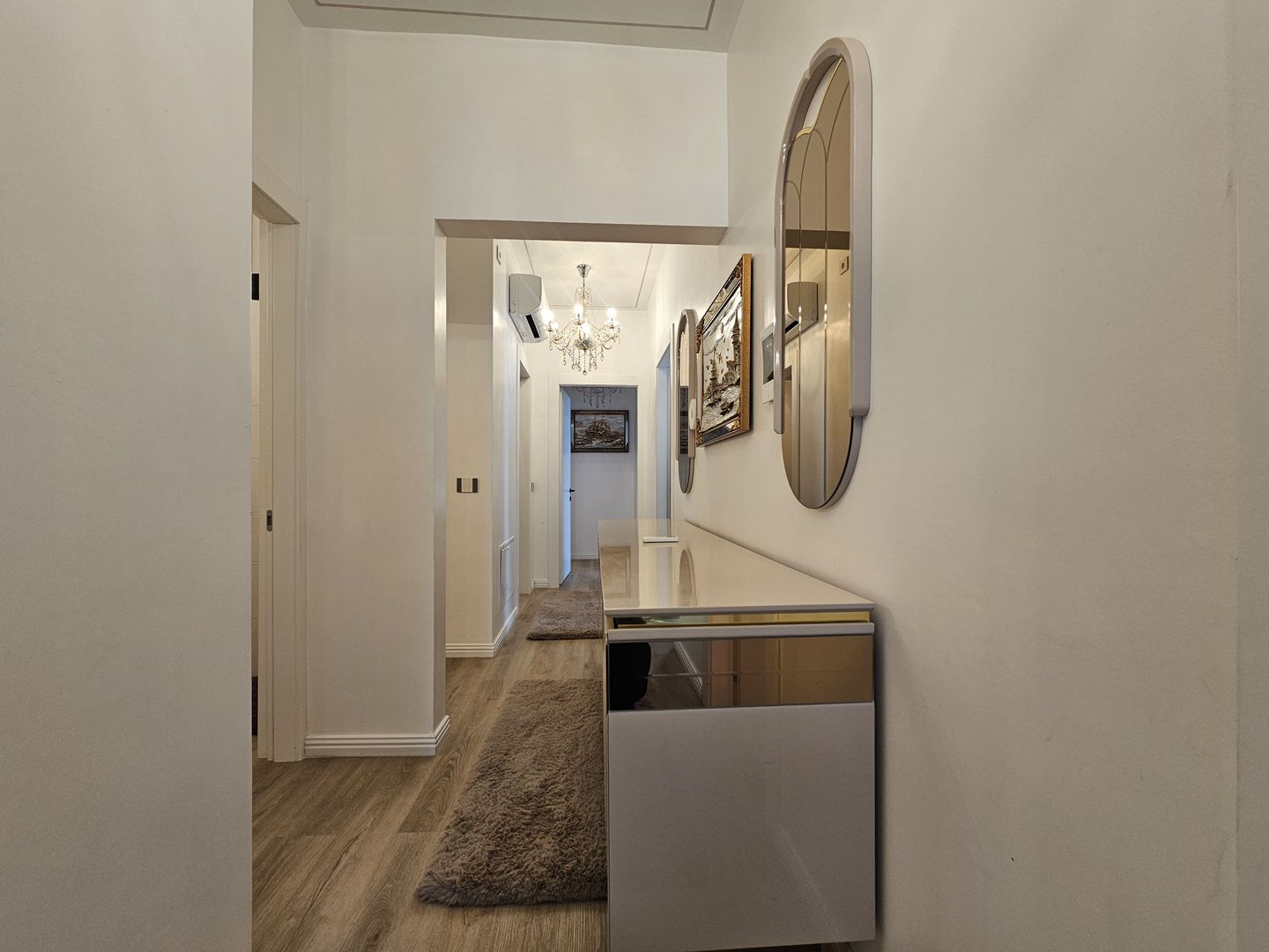 Apartament 4 camere premium de inchiriat/Lake On/Mamaia - Poză 12