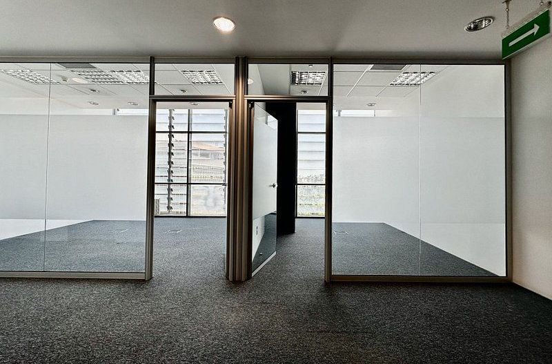 Birouri clasa A - 250 mp - Poză 8