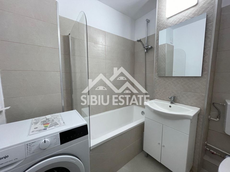 Apartament decomandat cu 2 camere, balcon, etaj 3, recent renovat, -Sibiu - Poză 8