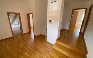 Vilă  inchiriere zona Aradului aproape de British School - Poză 17
