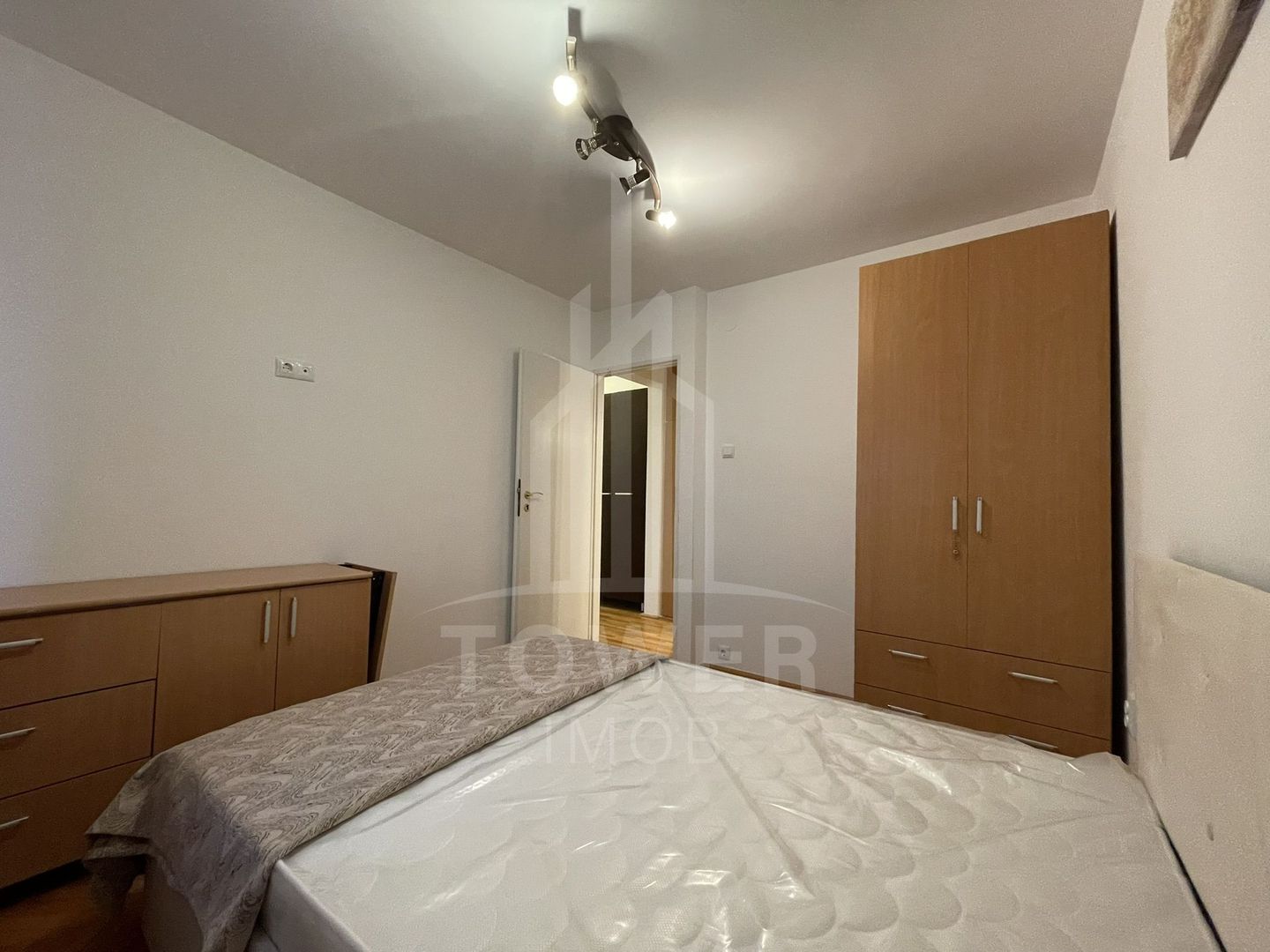 Apartament cu 3 camere de închiriat - Bulevardul Mihai Viteazu - Poză 5