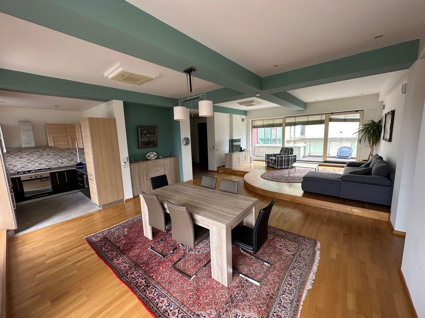 Luxury penthouse for rent close to the Center of Timisoara - Poză 1