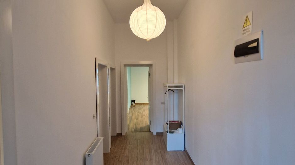 Imobil D+P+1E - 14 camere - Poză 13