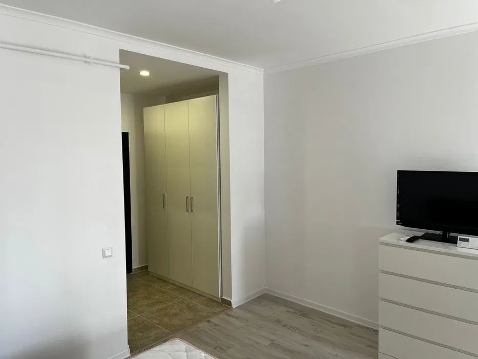 Garsoniera de inchiriat Militari Residence - Poză 7