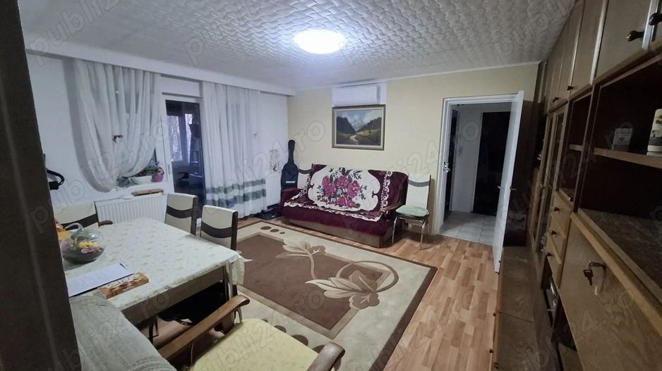 Vand ap 3 camere - Poză 10