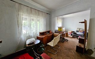 Casa veche, 5 camere, 287 mp teren, zona Prefectura. Necesita renovare - Poză 5
