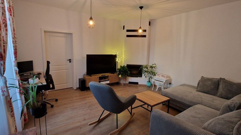 Piata-Maria | 2 Camere | Mobilat si Utilat | Renovat. - Poză 1