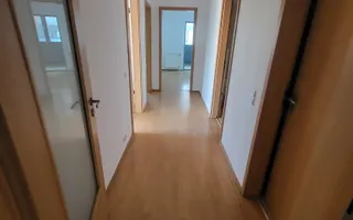 Ap 4 camere Dna Ghica Plaza, 2 locuri parcare, se accepta persoane straine,140mp - Poză 15