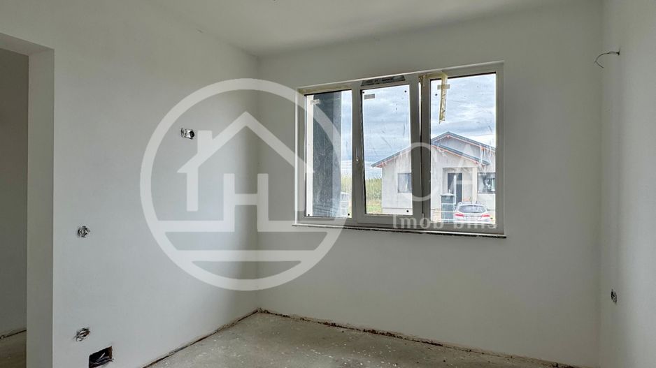 Casă cu 4 camere de vânzare in localitatea Oșorhei, Bihor - Poză 12