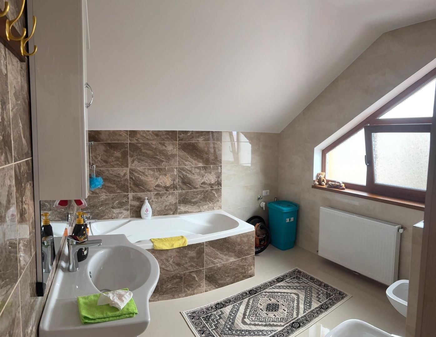 Casă nouă | 800 mp teren | liniște + spațiu | Izvor Brașov - Poză 10