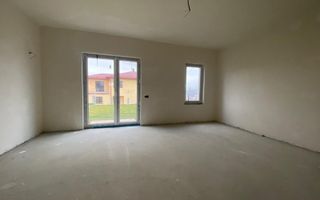 Unitate Locativa Semifinisata cu Teren de 350 mp in Chinteni - Poză 13