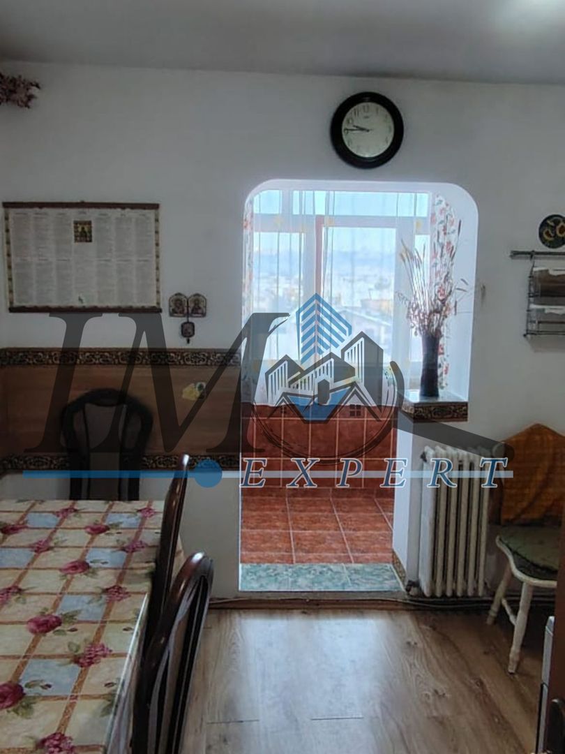 Apartament 3 camere decomandat zona Kaufland Cetate - Poză 5