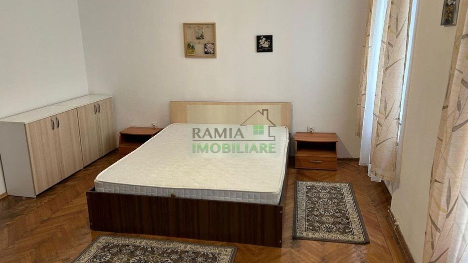 Apartament 2 camere Centrul Istoric – Piața Sfatului - Poză 3