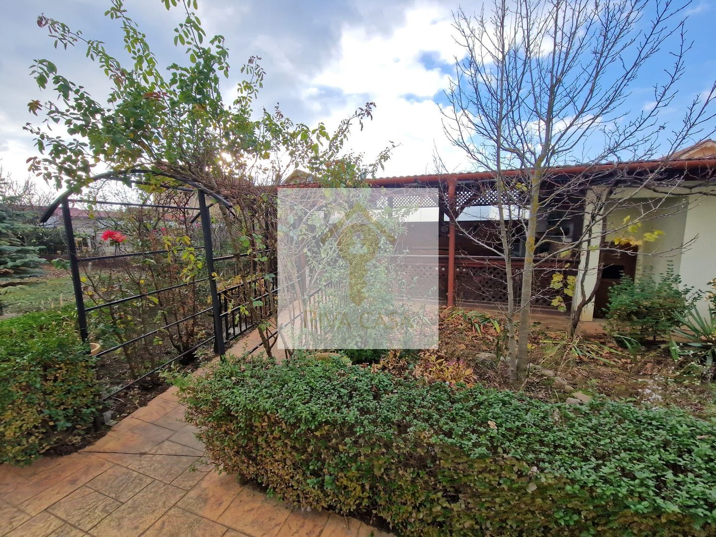 De vânzare: Vilă unică, vintage-modernă, zonă Grigorescu Oradea. - Poză 38