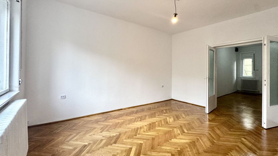 Apartament spațios într-o vilă, cu 2 garaje și terase – zona Iosefin - Poză 4