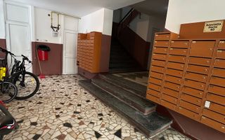 Garsonieră de vânzare în Bd. Victoriei cu vedere spre Tampa - Poză 9