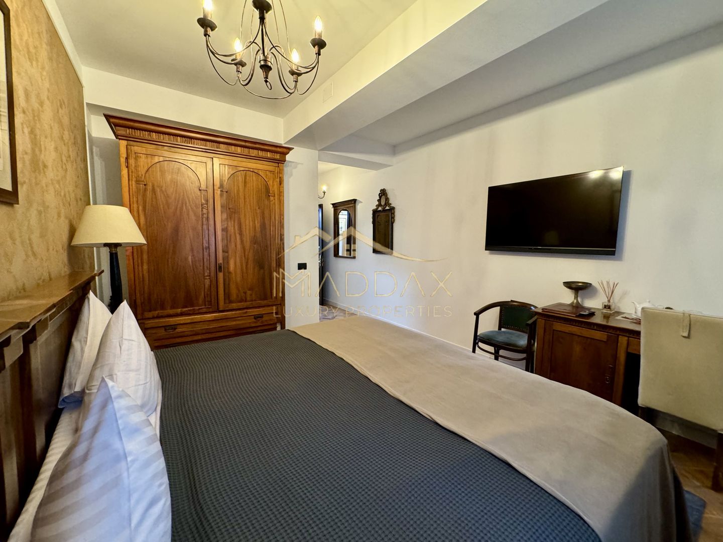 Apartament cu 4 camere / Posibilitate investitie / Arcul de Triumf - Poză 39