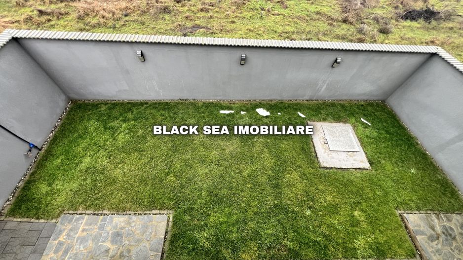 Vila de 7 Camere D+P+1+POD - Curte si garaj, EFORIE NORD Ocazie unica - Poză 19