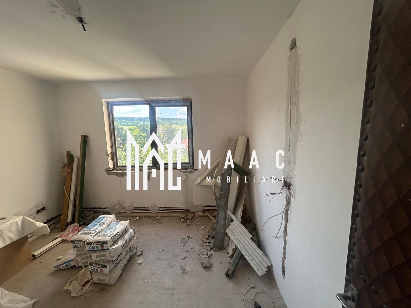 Apartament de vânzare 2 camere | Central, Cisnădie | 35 mp, etaj 2/4 - Poză 3