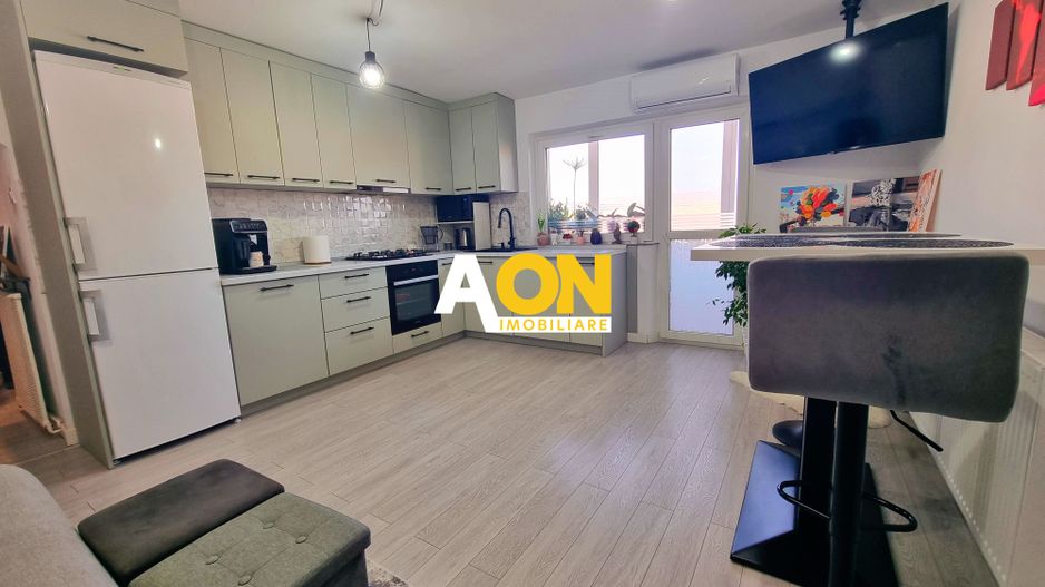 Apartament cu 2 camere reconfigurat, 52 mp utili, zona Cetate - Poză 1