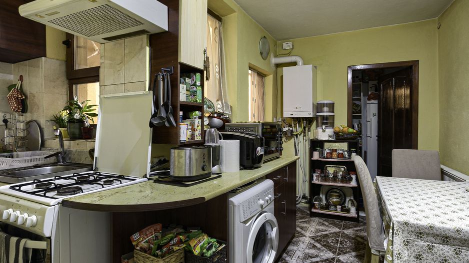 Pret redus Casă individuală la cheie situată Central, Comision 0 - Poză 5