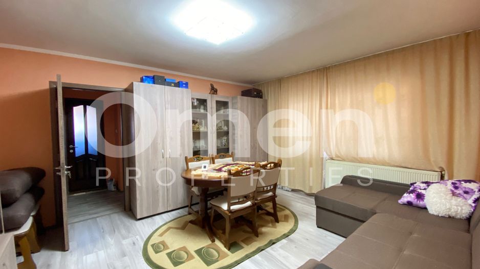 Apartament 3 camere, la etaj 4 cu acoperis, zona Garii - Poză 1