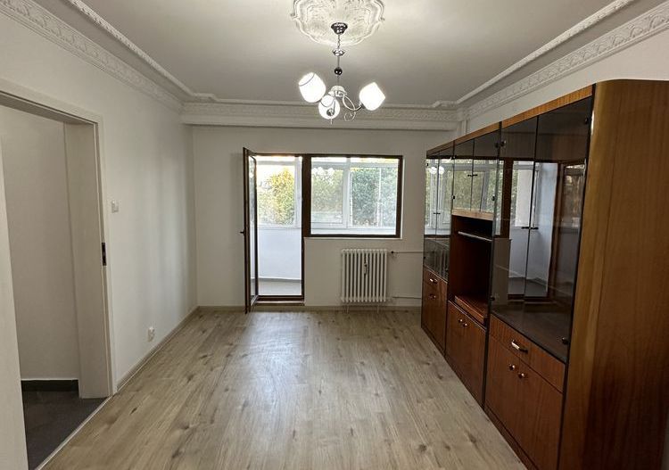 Vand apartament 4 camere Drumul Taberei - Poză 7
