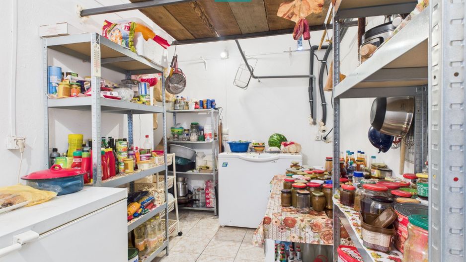 Casă cu piscină și teren generos, Sântana - Poză 20