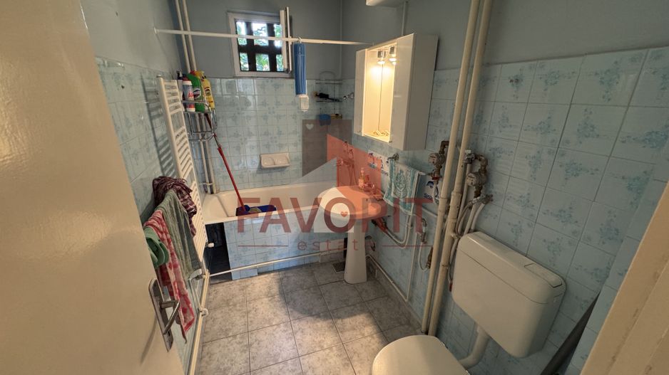 Etaj 2. Centrala proprie. La 400 m de Opera. Disponibil imediat. - Poză 13