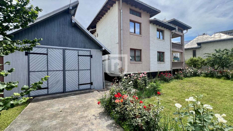 Pensiune si Casa Ultracentral | Gura Humorului | Arinis | Bucovina - Poză 10