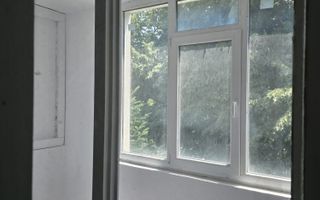 APARTAMENT 3 CAMERE SEMIDECOMANDAT - Poză 8