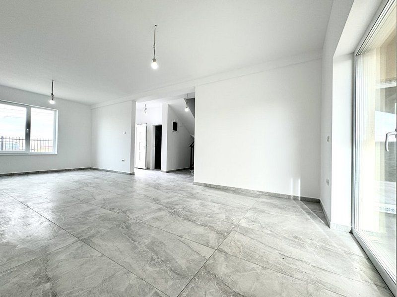 Casa tip duplex - Urseni - Comision 0% - Poză 3