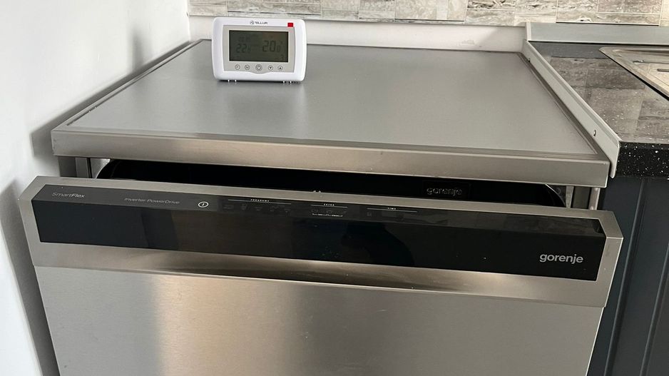 3 cam, Rebreanu, bloc nou, încălzire pardoseala, parcare inclusa, lux! - Poză 23