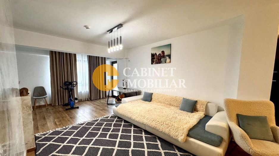 Penthouse 3 camere DECOMANDAT--Rond Mall Moldova - Poză 1