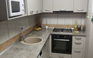 Vind apartament 3 camere M 16 - Poză 1