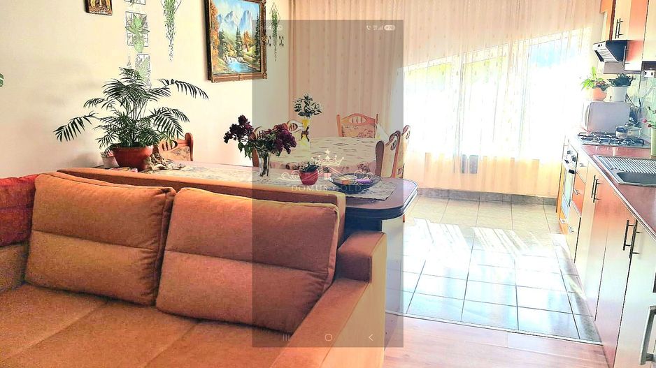 Vind apartament 3 camere zona Plopilor. - Poză 2