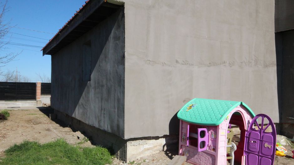 Casa individuala cu teren generos - Poză 8