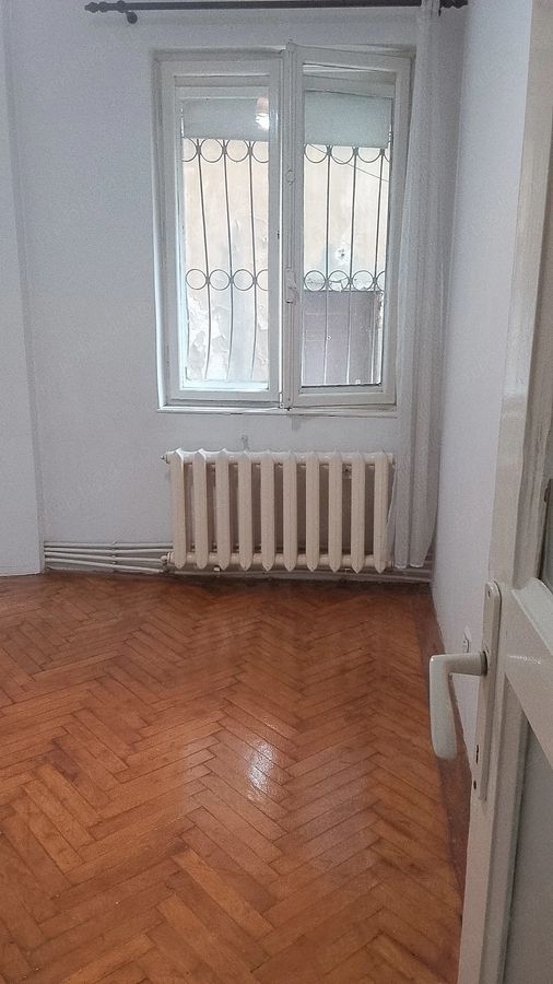 APARTAMENT NEMOBILAT SPATIOS METROU UNIVERSITATE - Poză 6