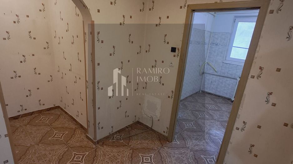 Apartament 2 camere decomandat Titan parc IOR - Poză 3