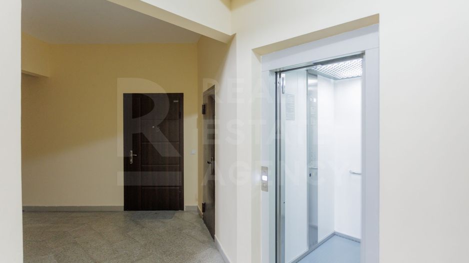 Vânzare 3 dormitoare separate, living generos și debara la etaj CADOU - Poză 18