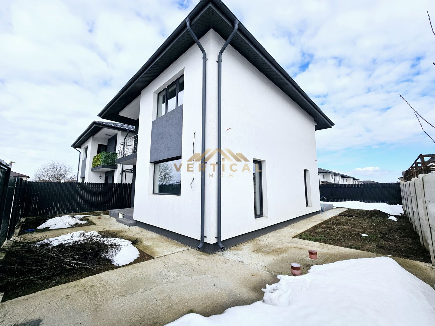 Vila 4 camere in comuna Berceni - Poză 3