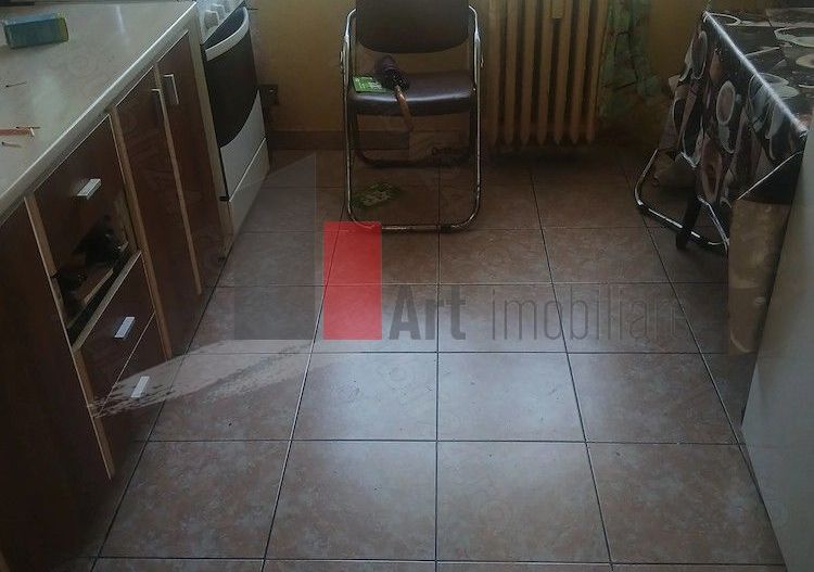 APARTAMENT 2 CAMERE BARCA - Poză 1