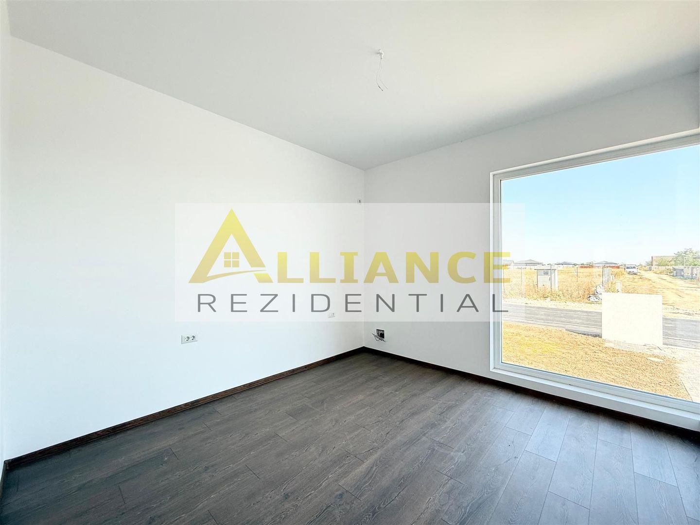 Casa individuala | Parter | 3-4 camere | 2 bai | Ansamblu rezidential - Poză 7