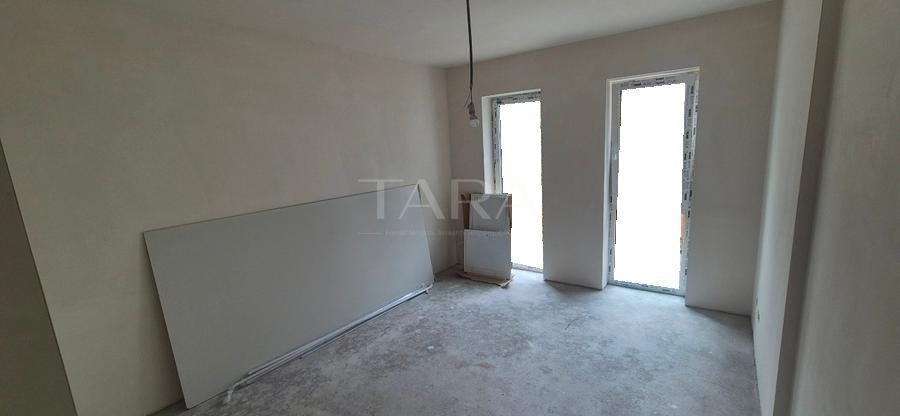Spațiu, intimitate și grădină proprie – apartament în vilă cu 160 mp - Poză 4