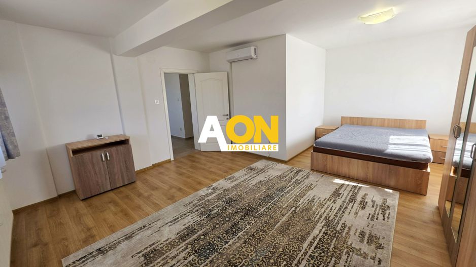 Apartament tip Penthouse, 62 mp, cu terasa 35 mp si boxa 14 mp, Centru - Poză 1