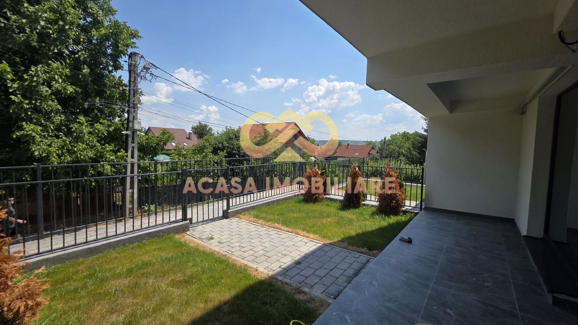 APARTAMENT 3 CAMERE PE 2 NIVELE  CU GRADINA  VALEA LUPULUI - Poză 14