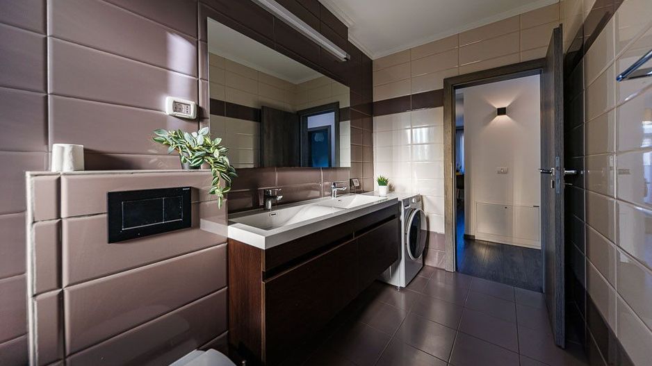 Apartament spatios, luminos,4 camere, zona Braytim, Comision 0 - Poză 36