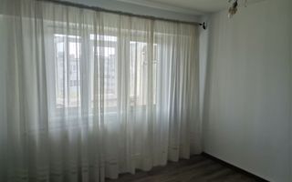 Vanzare apartament 3 camere, Gavana, zona Piata - Poză 2