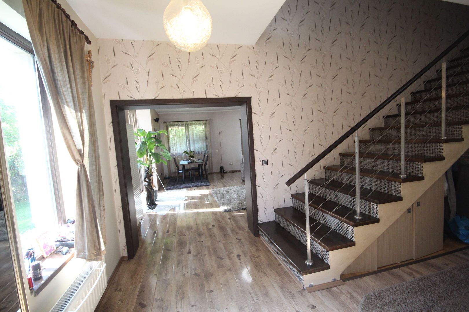 Ideala pentru o familie - Poză 2